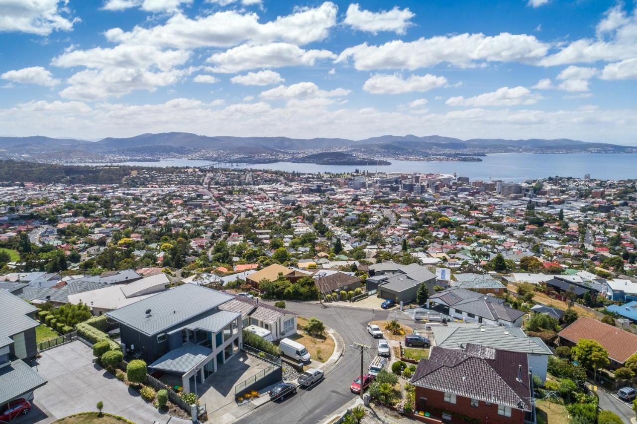 Hobart View Extérieur photo