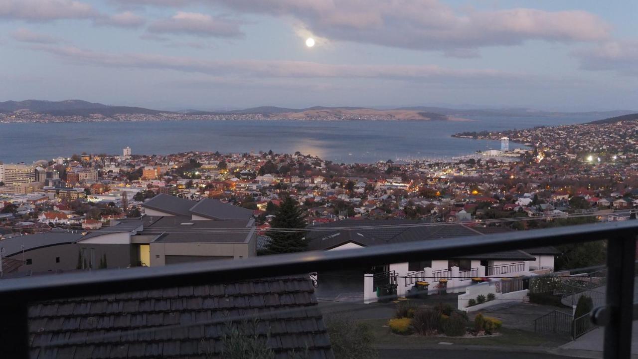 Hobart View Extérieur photo